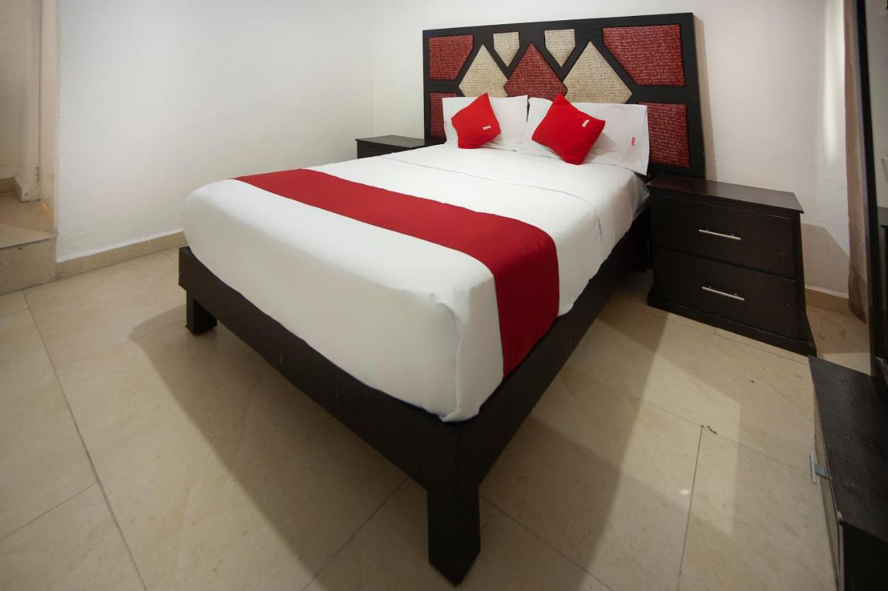 Hotel Mahu มอนแตร์เรย์ ภายนอก รูปภาพ