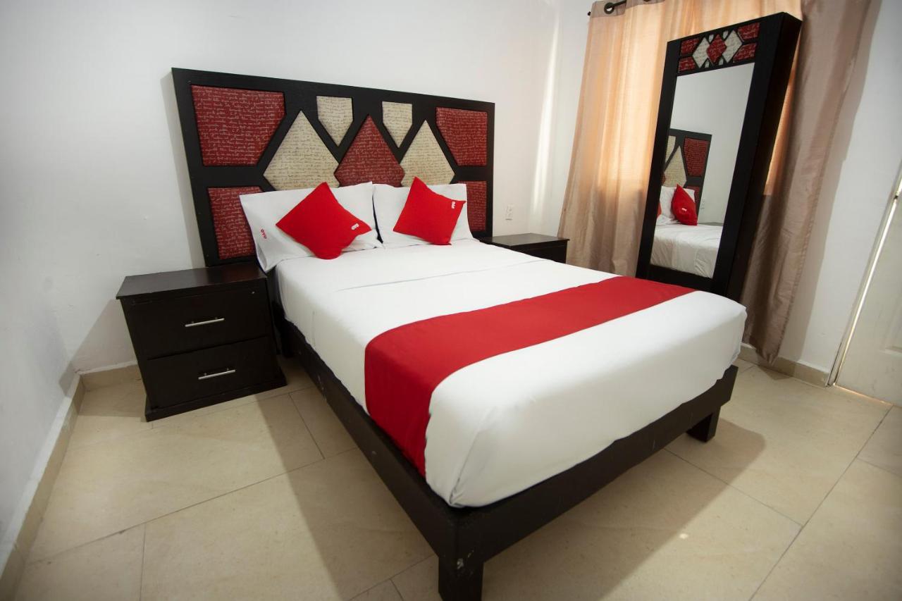Hotel Mahu มอนแตร์เรย์ ภายนอก รูปภาพ
